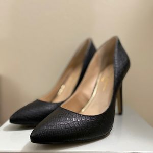 Jessica Simpson Veronica Pumps